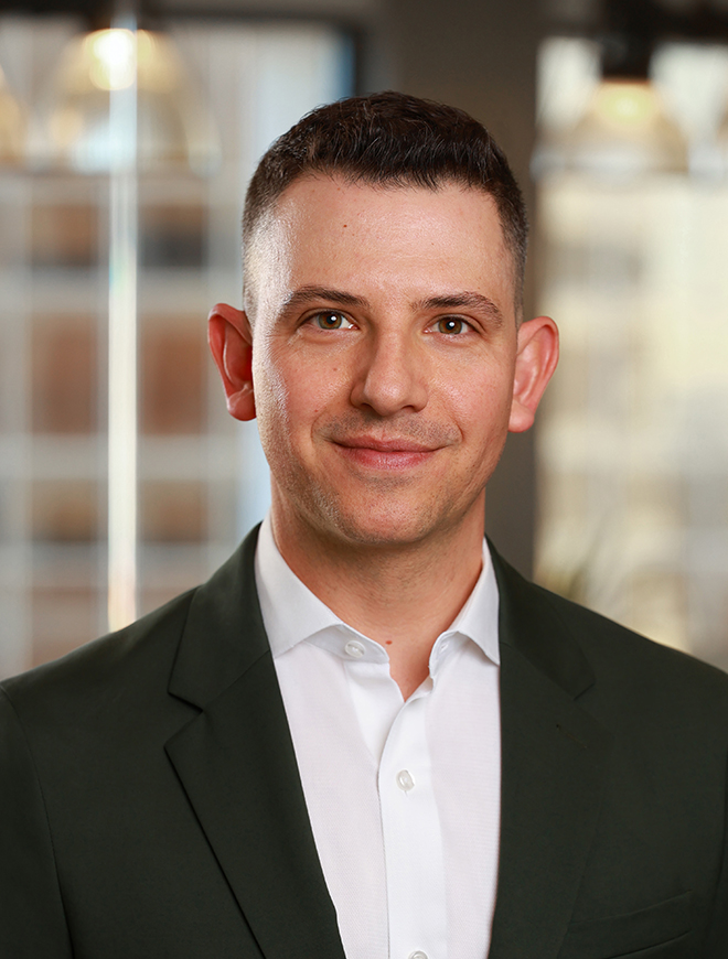 Maxwell Kaizer Photo